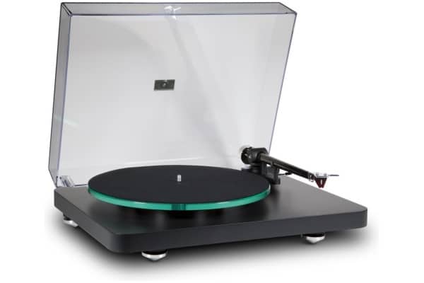 NAD C588